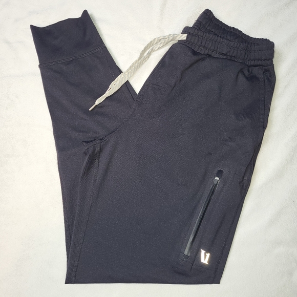 Vuori Other - Vuori Black Joggers with Gray Drawstring